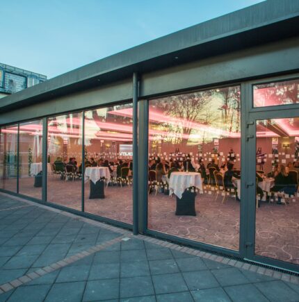 marine-hotel-sutton-exterior-05